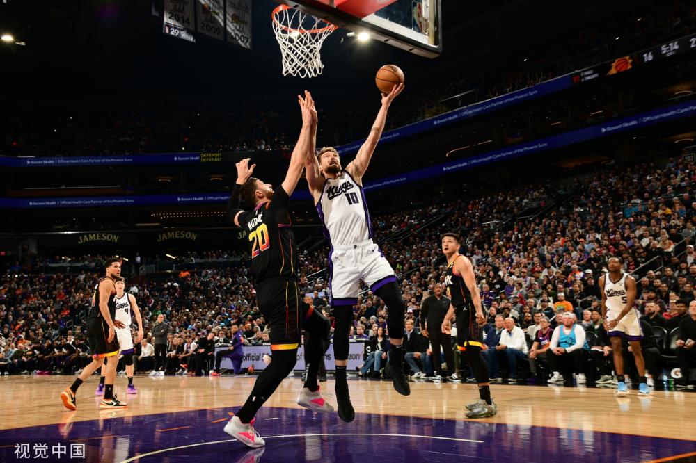 他在接球后 他在接球后